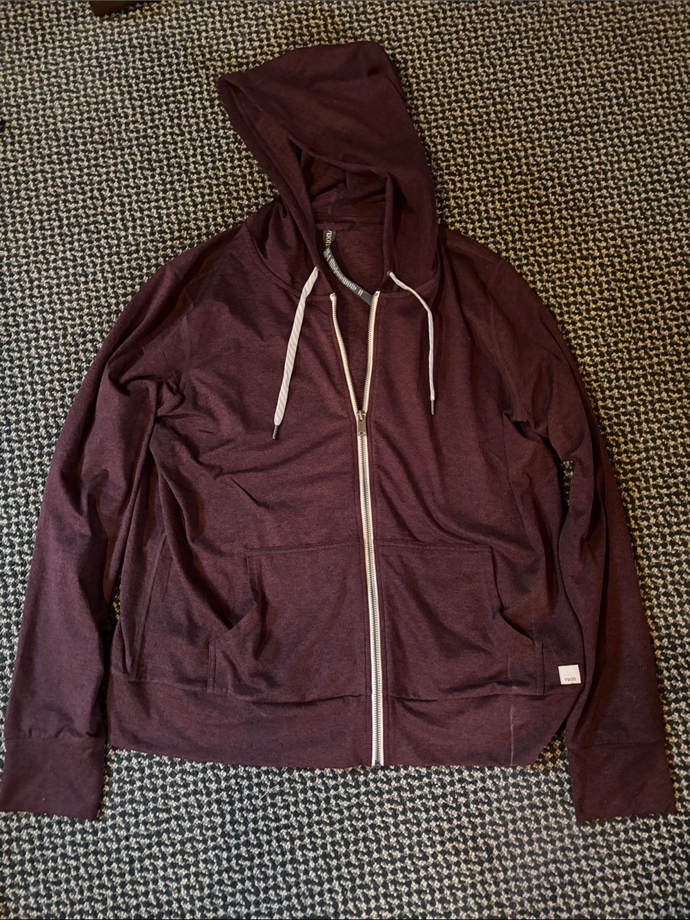 Vuori Women's Zip Hoodie in Burgundy